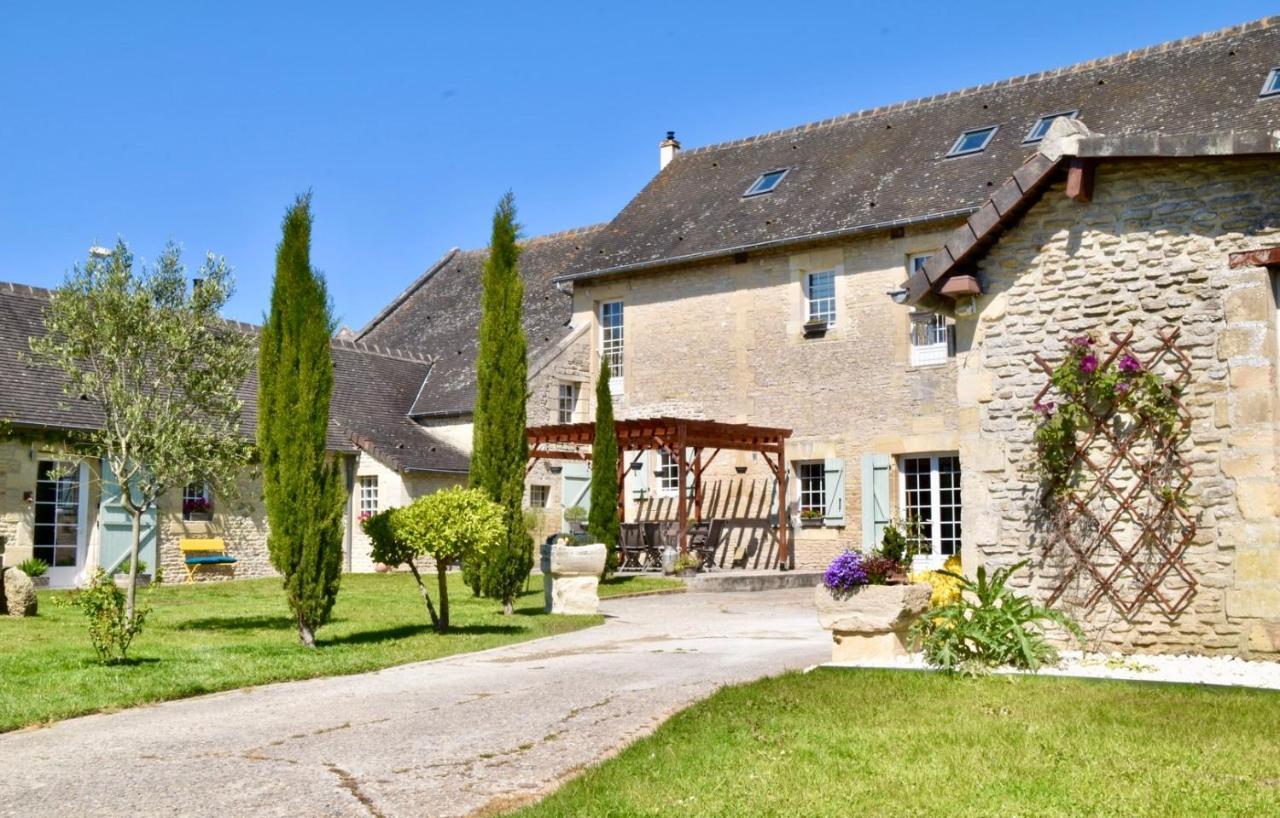 L'Ecurie Gourmande Bed & Breakfast Thaon Exterior photo