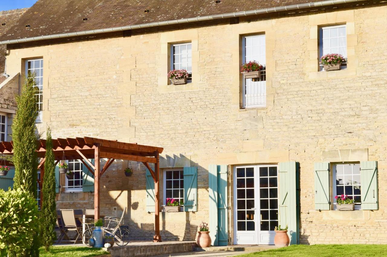 L'Ecurie Gourmande Bed & Breakfast Thaon Exterior photo