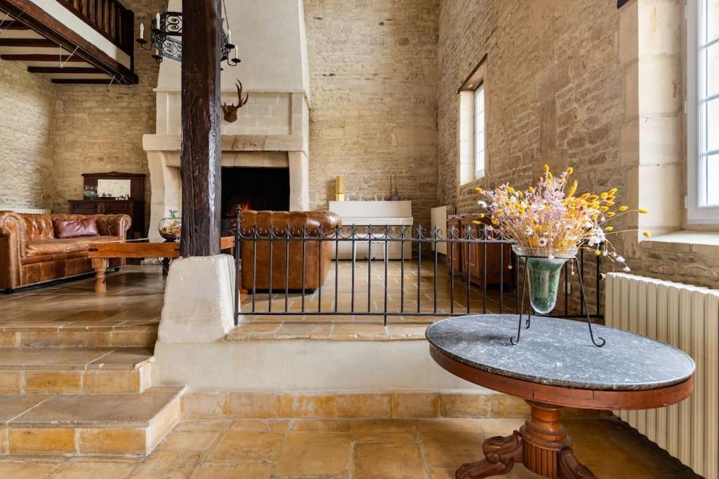 L'Ecurie Gourmande Bed & Breakfast Thaon Exterior photo