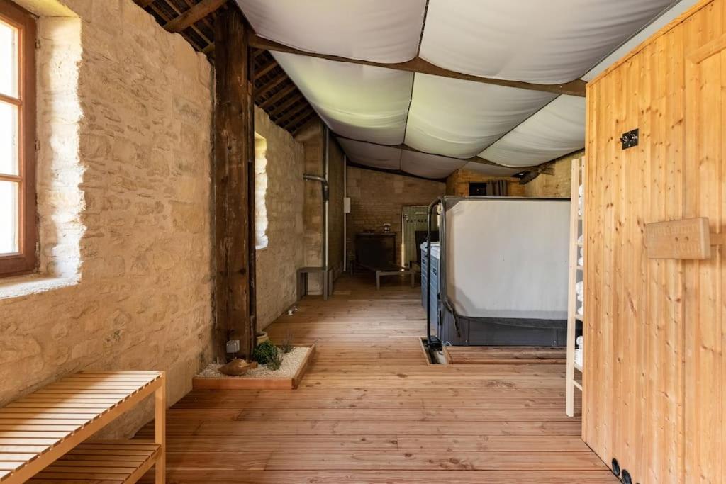 L'Ecurie Gourmande Bed & Breakfast Thaon Exterior photo