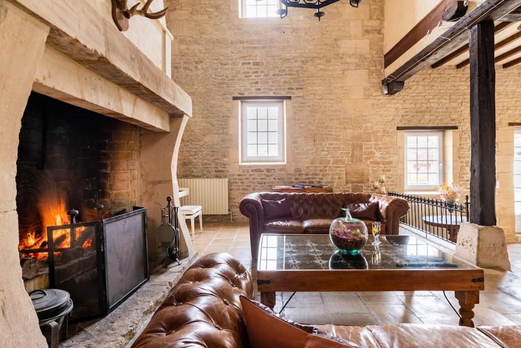 L'Ecurie Gourmande Bed & Breakfast Thaon Exterior photo